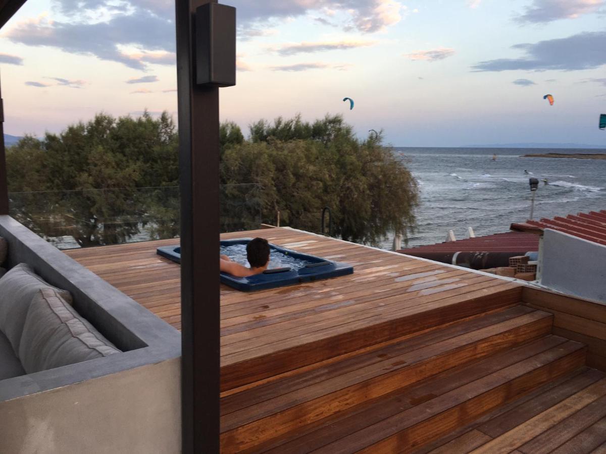 Windsurfing Seaside Apartment Artemida Eksteriør bilde