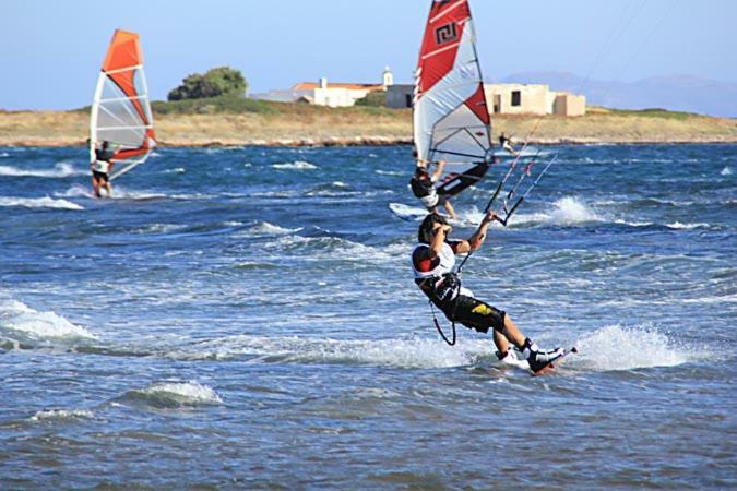 Windsurfing Seaside Apartment Artemida Eksteriør bilde