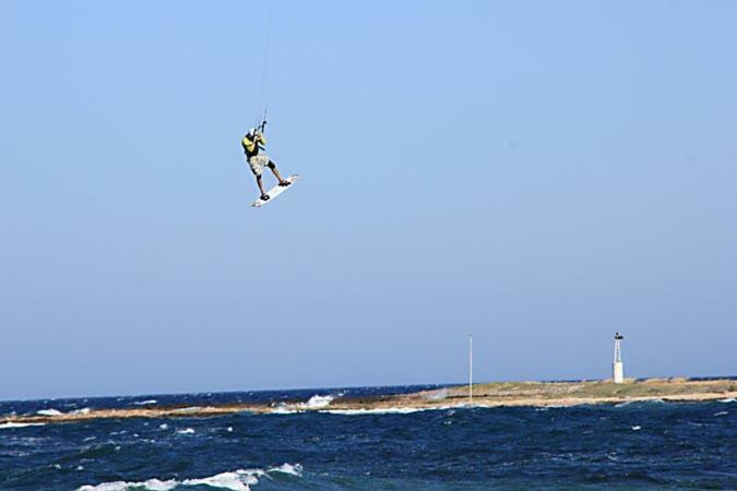 Windsurfing Seaside Apartment Artemida Eksteriør bilde