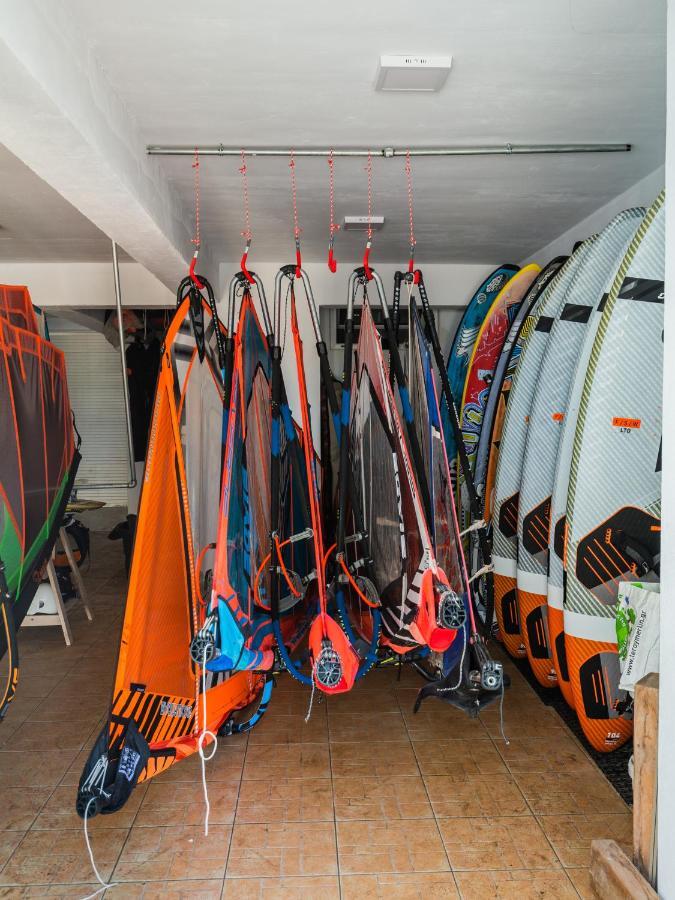 Windsurfing Seaside Apartment Artemida Eksteriør bilde